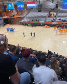 Samen met de jongeren naar de wedstrijd Nederland vs Kazachstan